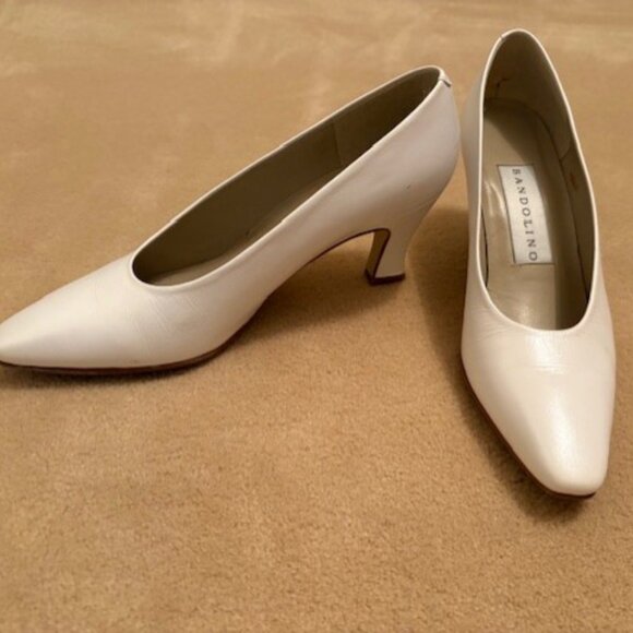 Bandolino Cream Leather Pump 8 1/2 - Picture 3 of 5